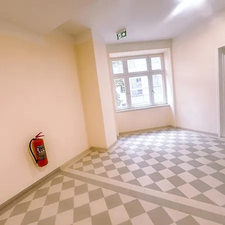 Modern In Old Town Apartment Prag